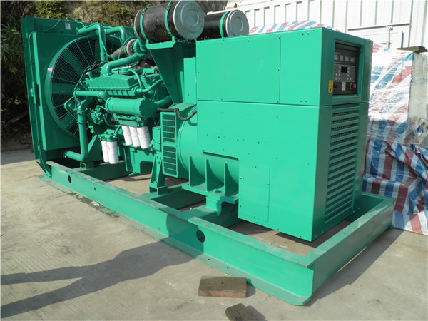 阜宁发电车出租-柴油发电机散热器怎样散热