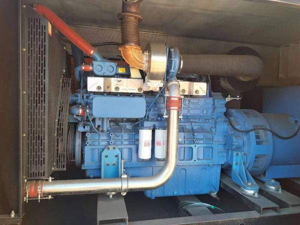 阜宁燃油消耗率与进气温度的具体关系是什么？